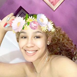 Meet your Posher, Thomnia